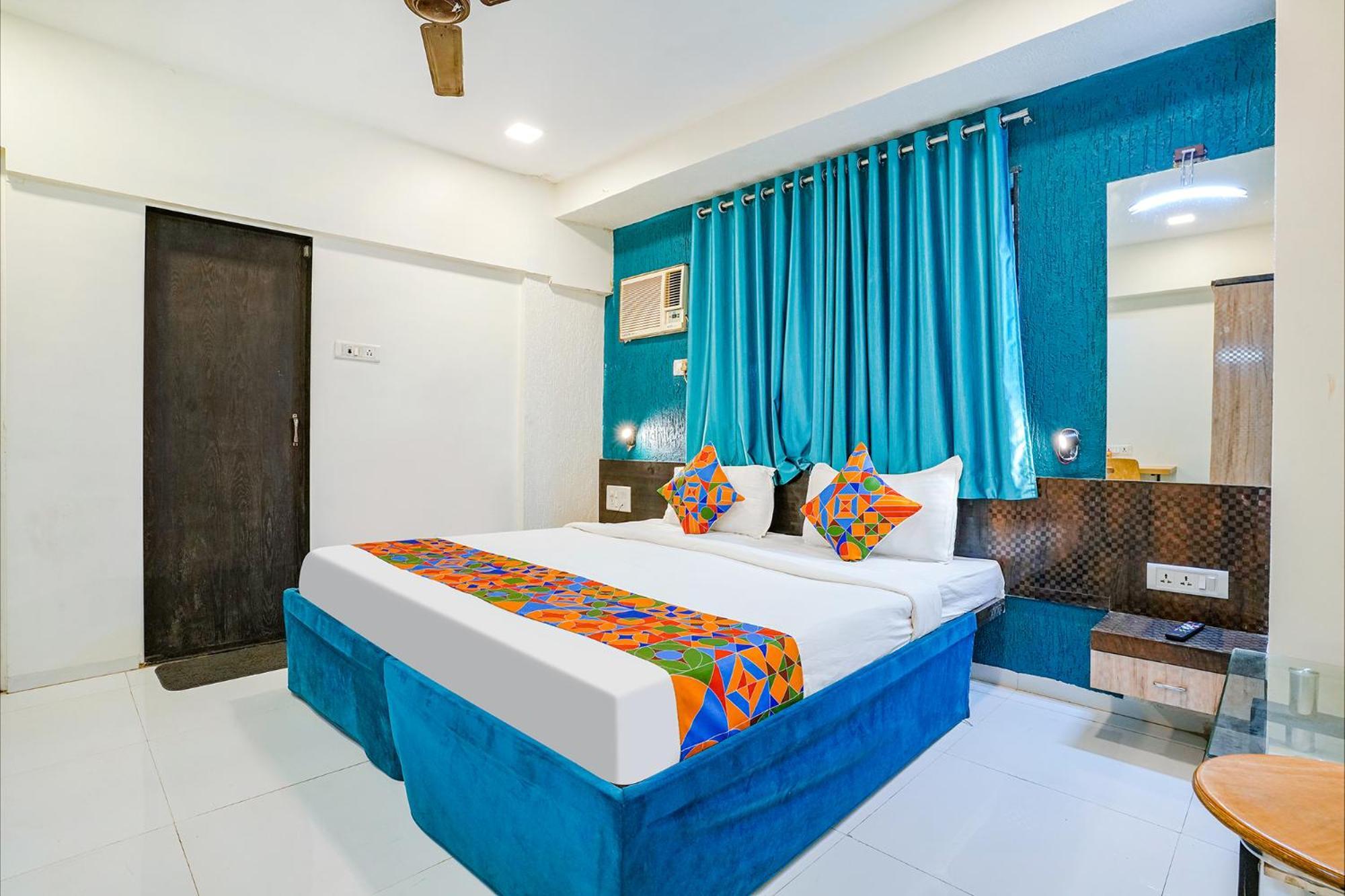 Hotel Bindra Elite Mumbai Exterior photo